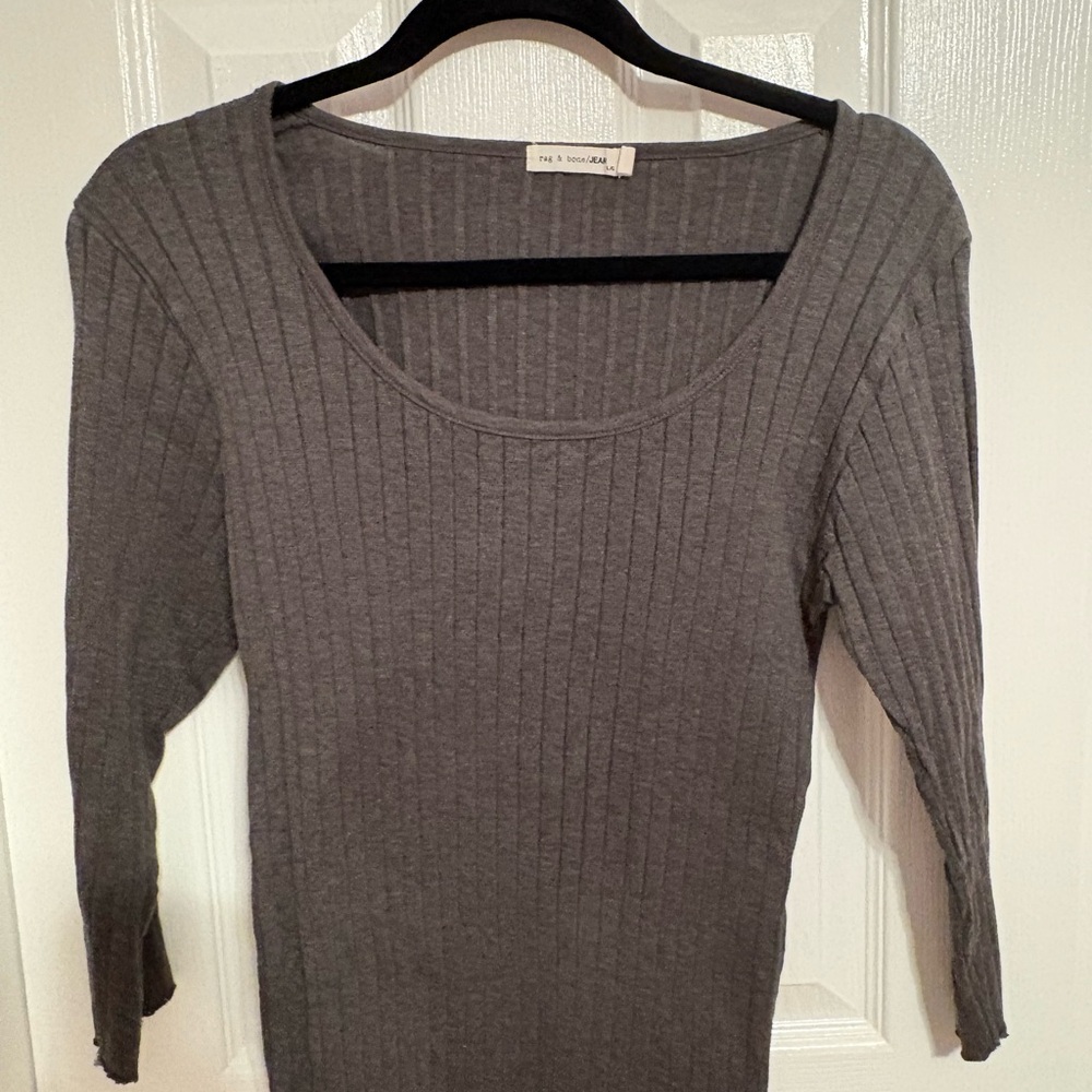Gray Ribbed Long Sleeve Top